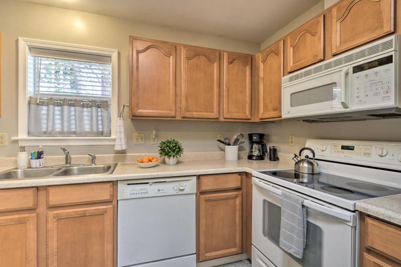 Centrally Located South Hill Apartment With Smart Tv Spokane Extérieur photo
